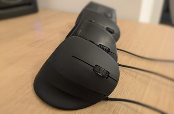 Vertikale Maus - Vergleich Größen und Modelle