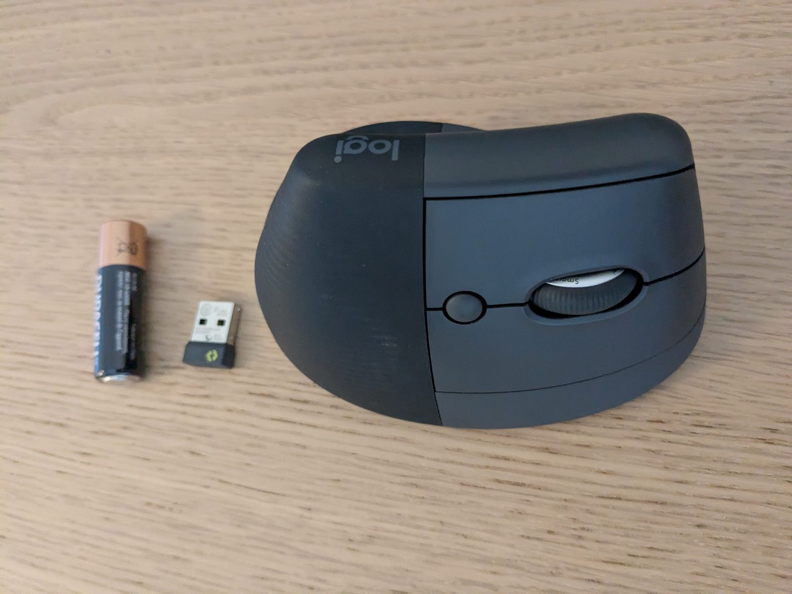 Logitech Lift Lieferumfang