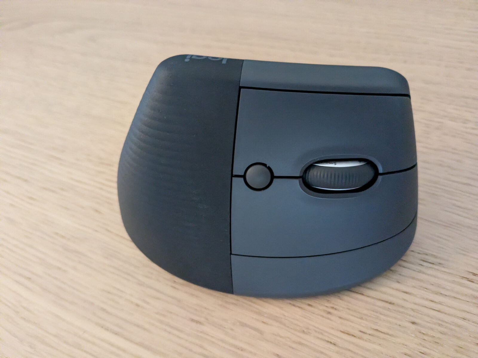 Logitech Lift